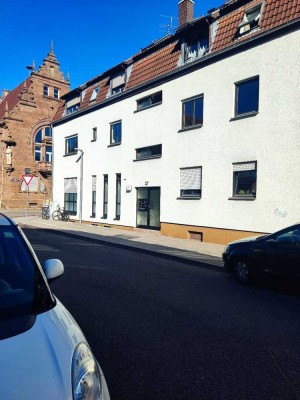 Helle drei Zimmer Wohnung in Karlsruhe-Bulach