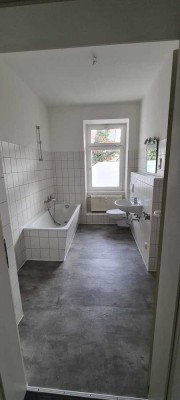 Suche Nachmieter für 2-Zimmer Wohnung im 1. OG mit Balkon in Leipzig-Paunsdorf