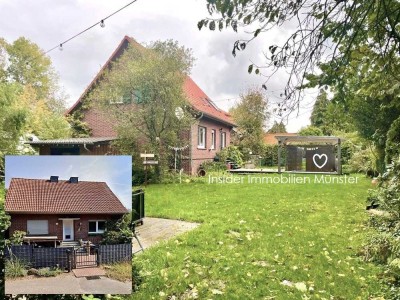 *IDYLLISCHES, FREISTEHENDES EINFAMILIENHAUS MIT GROßEM GARTEN IN UNMITTELBARER KANALNÄHE*