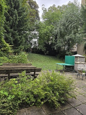 Freundliche 2-Zimmer-Wohnung (rd. 68 m2) mit Loggia und Gartenmitbenutzung