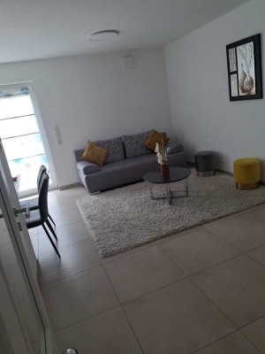 Voll möblierte Wohnung zur Zwischenmiete (Okt. – März)