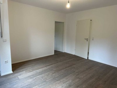 ++ WBS ERFORDERLICH - Wohnung mit Einbauküche und Balkon ++