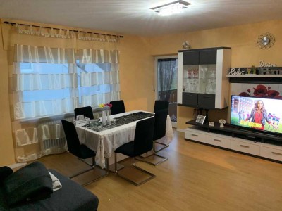 Schöne 3-Zimmer-Wohnung mit Balkon, Stellplatz & hochwertiger Einbauküche – frei ab 01.03.2026