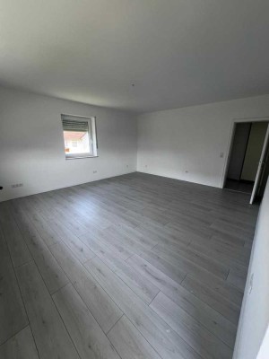 Freundliche 4-Zimmer-Wohnung in 84130, Dingolfing OT Teisbach