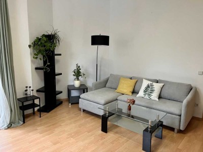2-Zimmer-Wohnung in Berlin - Neu renoviert & komplett möbliert