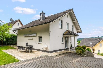 Hier beginnt Ihr Familienglück – Zuhause in Finnentrop-Bamenohl!