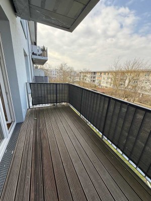 Helle 2-Zimmer Wohnung mit Einbauküche und Balkon in den Ortler Gärten