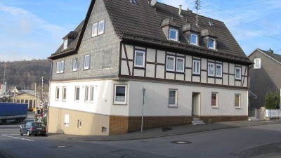 Helle 2 ZKB Nichtraucher Wohnung mit Einbauküche in Siegen-Weidenau