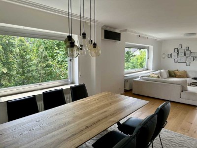 Stilvolle 4-Zimmer-Wohnung mit gehobener Innenausstattung mit Balkon und EBK in Karlstein am Main