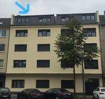 Kleine gemütliche Dachgeschosswohnung