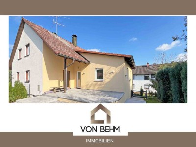 von Behm Immobilien -  Großzügige 4-Zimmer-Erdgeschosswohnung mit Privatgarten und Terrasse in Geise