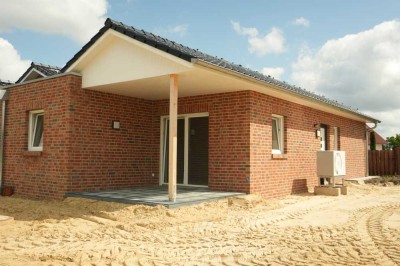 Günstige KfW-Zinsen sichern - Neubau-Doppelhaushälfte mit Wärmepumpe