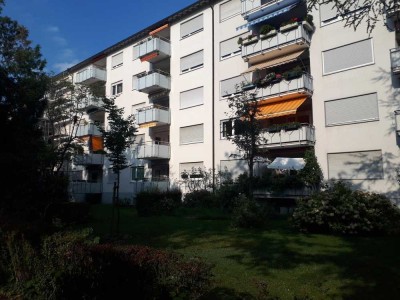 Geräumige Wohnung im Erdgeschoß der Südweststadt!