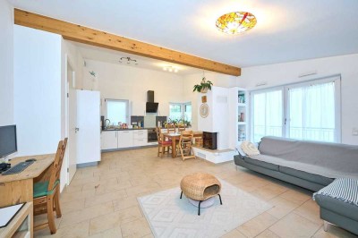 Exklusive 5-Zimmer-Wohnung mit 3 Dachterrassen und Panoramakamin in Straubing!