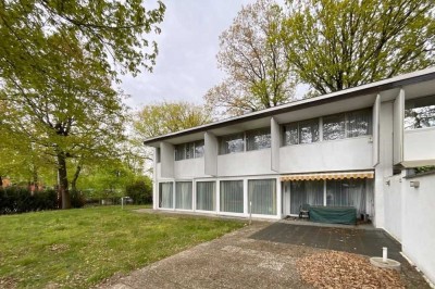 Mörfelden-Walldorf: Kein 08/15!! Architektur der Moderne in der Oberwaldsiedlung.