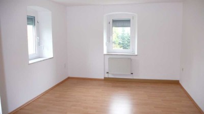 3-Zimmer Erdgeschosswohnung in Geroldsgrün mit Garage