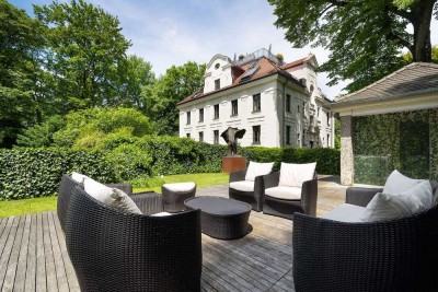 Herrschaftliche Belétage. Cosmopolitan-Lebensgefühl an der Isar.