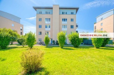 IMMOBERLIN.DE - Sonnendurchflutete barrierefreie Wohnung mit Südwestloggia, Lift & 2 Garagenplätze