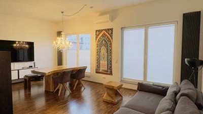 Luxuriöses 2-Zimmer Penthouse mit Vollausstattung und Balkon in Köln-Marienburg