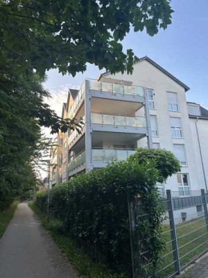 Moderne, ruhige, barrierefreie 4-Zimmer-Wohnung, gr. Balkon, Lift, TG (Wallbox) am Mittellandkanal