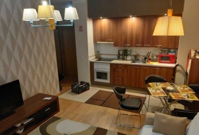 Exklusive, gepflegte 1,5-Raum-Wohnung mit Balkon und EBK in Stein