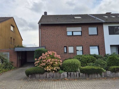 Maisonette-Wohnung mit Dachterrasse im Oberhausener Norden!