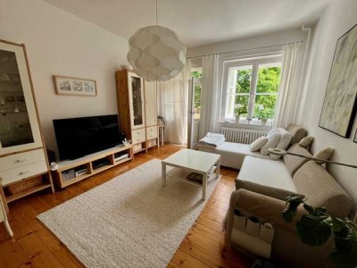 Möblierte 2-Zimmer-Wohnung mit EBK in Berlin Zehlendorf