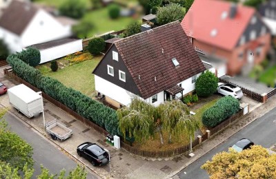 CHARMANTES EINFAMILIENHAUS MIT GROSSZÜGIGEM GARTEN IN RUHIGER LAGE VON HANNOVER/SAHLKAMP