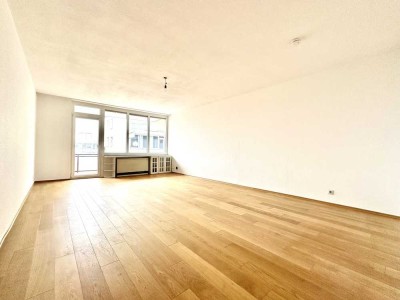 Gepflegte Dreizimmerwohnung mit Einbauküche, Balkon und Aufzug in zentraler Lage