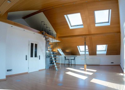 Ansprechende 2-Zimmer-Dachgeschosswohnung mit EBK in Viersen