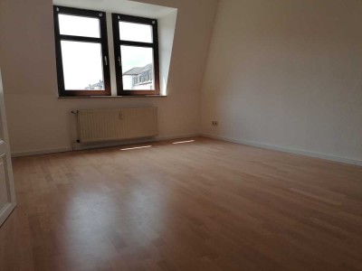 schön sanierte 2-Zimmer Whg. in der Neustadt! Nicht WG geeignet!