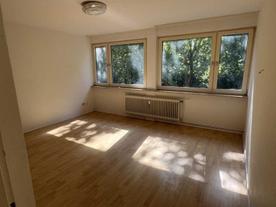 3 Zimmer in der 2. Etage* Wanner Str. 185