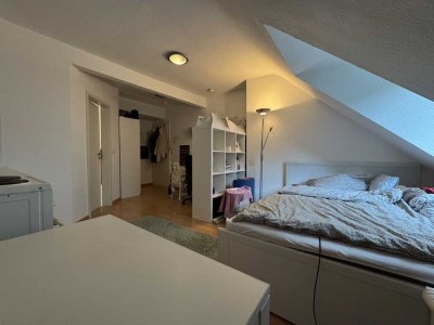 Cityappartement im Herzen der Stadt, nur wenige Gehminuten von Dom und Rheinufer entfernt