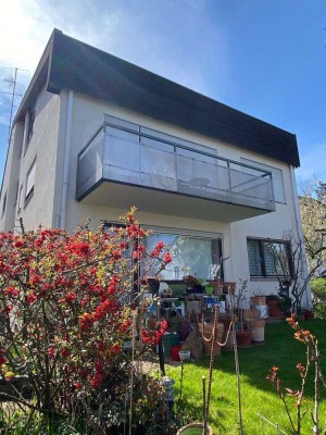 Stuttgart-Killesberg Mehrfamilienhaus mit 5 Einheiten und Stellplätzen zu verkaufen
