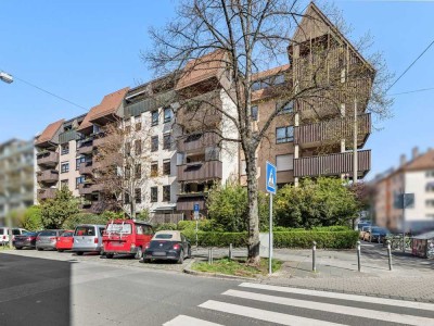 Attraktive 4-Zimmer-Wohnung mit Balkon und Tiefgaragenstellplatz in Nürnberg/St. Johannis