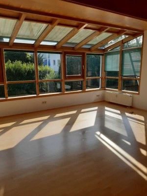 Schöne 4,5-Zimmer-Erdgeschosswohnung mit EBK