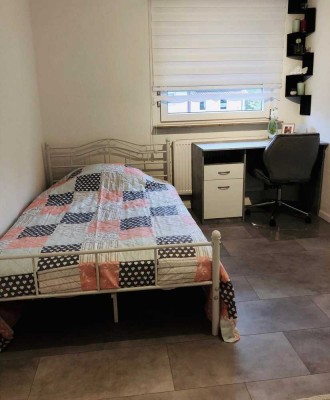 Helle 1-Zimmer Wohnung (10m²) im 1. OG in Ulm-Eselsberg