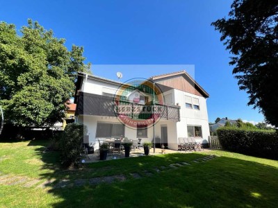 Einfamilienhaus mit Garten, Balkon und zwei Garagen – Ihr Herzstück in Michelau