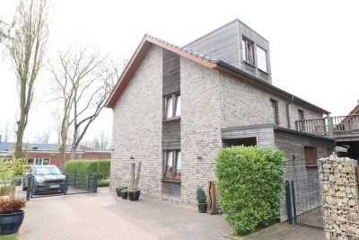 Topmodernisierte, gepflegte Doppelhaushälfte mit Garage, Stellplatz, Südterrasse und Garten