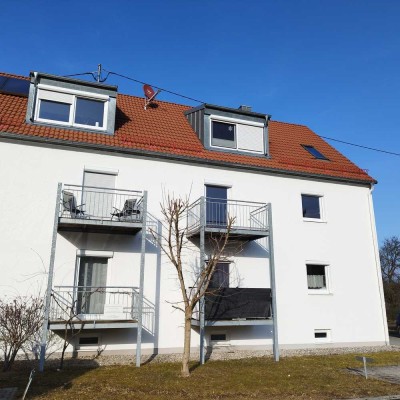 PENDLERWOHNUNG - Direkt am Bahngleis mit Südbalkon