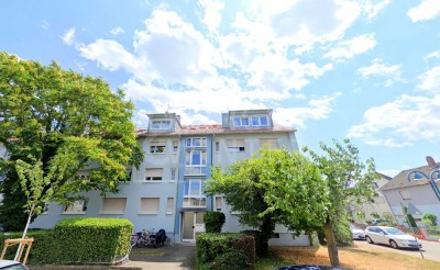 Zentral gelegene 2-Zimmer-Wohnung mit Loggia in Hockenheim