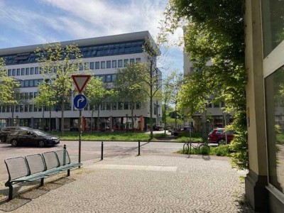 Schicke 2-Raumwohnung! Citynah! Balkon! Kleine EBK! In Parknähe!