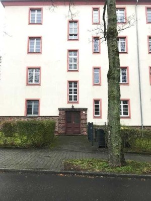 Gemütliche 2-Raumwohnung mit Tageslichtbad und Balkon