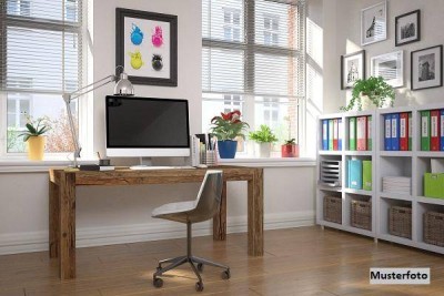 Alte Substanz, neue Ideen: 4-Zimmer-Wohnung mit Potenzial