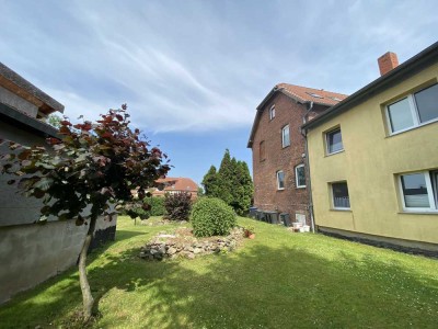 Teilrenoviertes Mehrfamilienhaus mit 9 Wohneinheiten nahe Plauer See - provisionsfrei!