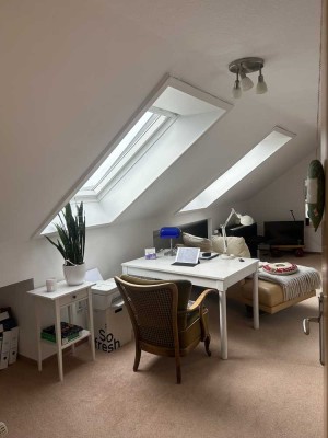 Helle 2-Zimmer Dachgeschosswohnung in Ludwigsburg