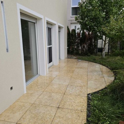 Terrassenwohnung mit gehobener Ausstattung und Einbauküche!!!