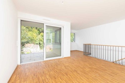 Exklusive 5-Zimmer-Wohnung über 2 Ebenen mit Blick ins Grüne und ins Tal - PROVISIONSFREI -