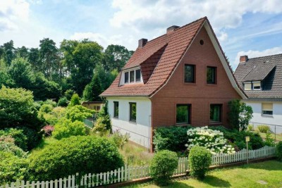 Einfamilienhaus mit großzügigem Garten in ruhiger Lage