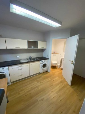 Schöne helle Wohnung mit kleiner Terrasse in Eschau zu vermieten !